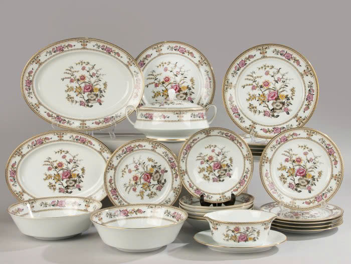 Hinh anh 4: Bo gom su Noritake tinh te tren ban an