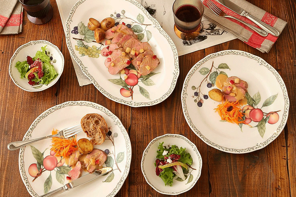 Hinh anh 1: Dia lon Noritake trang tri ban an sang trong voi mon an dam chat fine dining