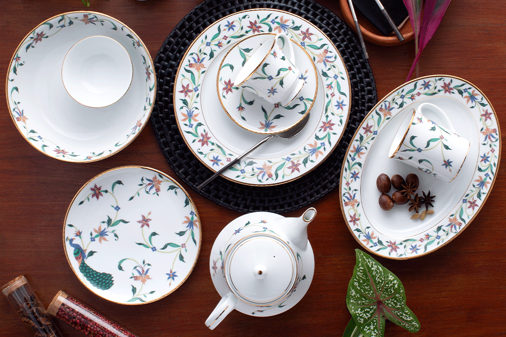 Hinh anh 3: Dia lon Noritake trang tri ban an sang trong voi mon an dam chat fine dining