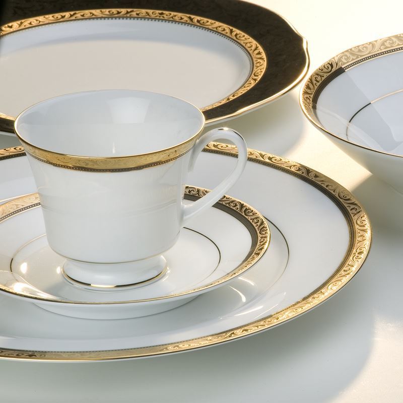 Hinh anh 2: Hinh anh tu bat dia gon gang voi cac bo do su cao cap Noritake