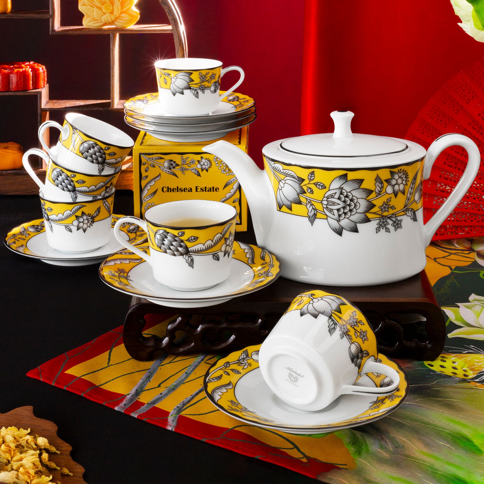 Bộ ấm chén uống trà nhỏ sứ trắng 13 món (ấm 630ml, chén 100ml) | Chelsea Estate 1779L - T014S