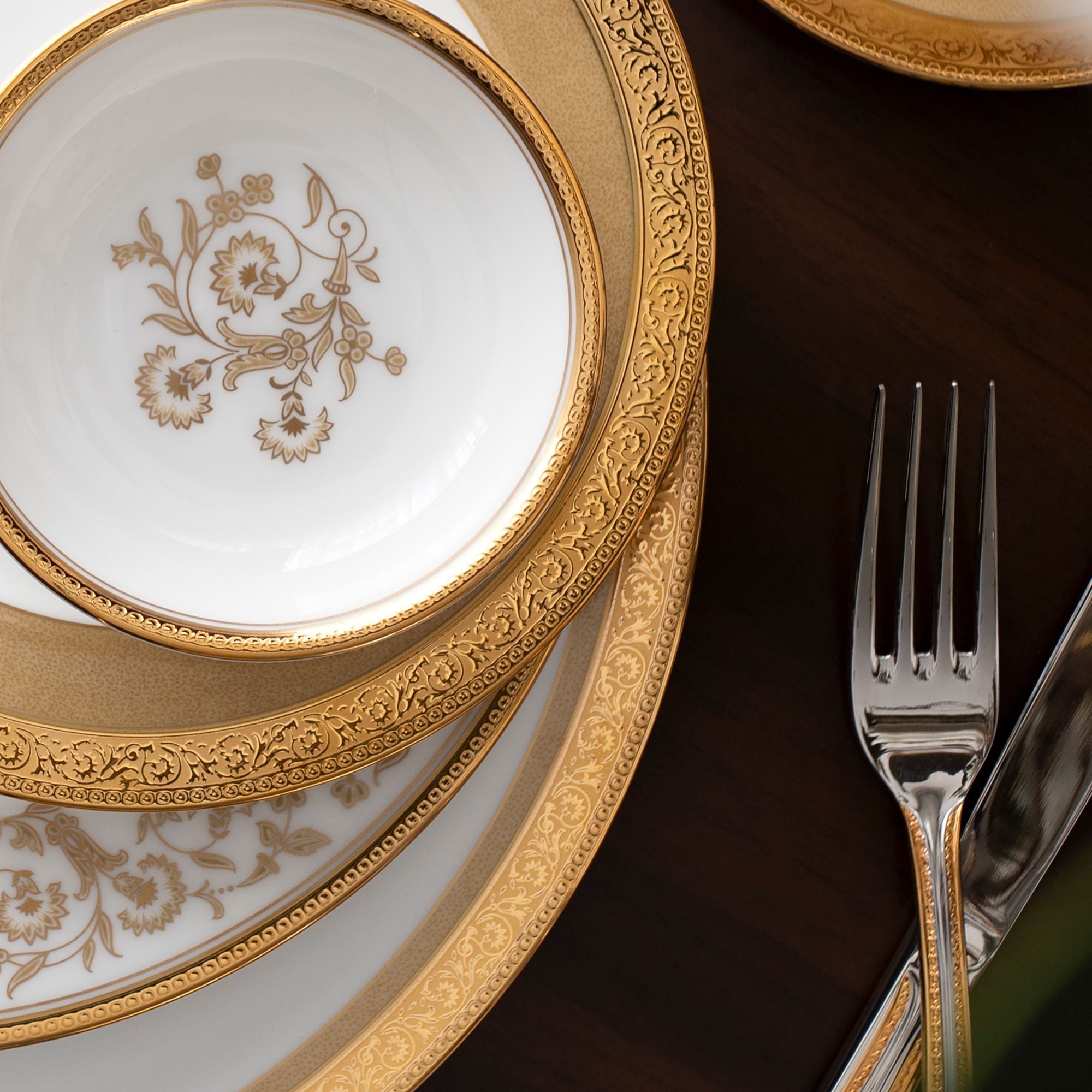 Công Nghệ Nung Nhiều Lần: Yếu Tố Tạo Nên Độ Bền Của Noritake 4 Công Nghệ Nung Nhiều Lần: Yếu Tố Tạo Nên Độ Bền Của Noritake