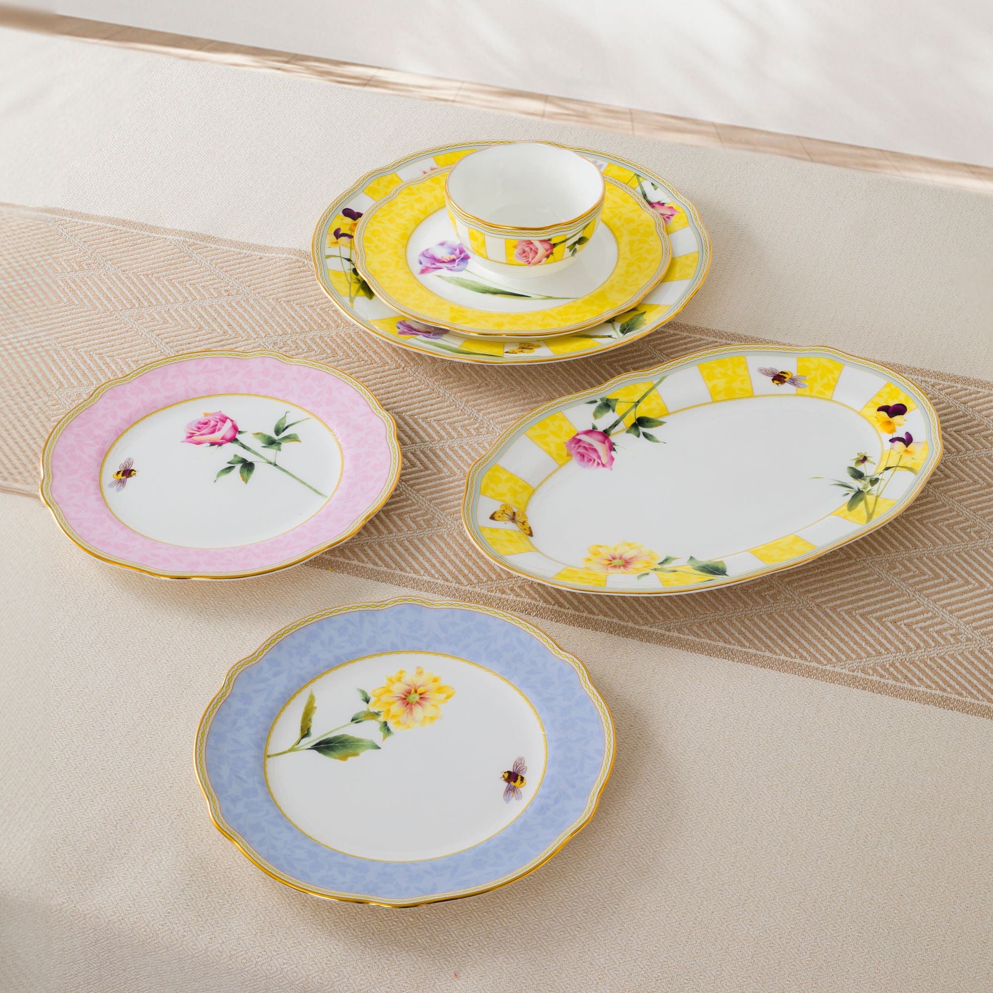 Sứ mỏng có thật sự dễ vỡ? Hiểu lầm thường gặp khi chọn đồ sứ 5 Sứ mỏng có thật sự dễ vỡ? Hiểu lầm thường gặp khi chọn đồ sứ