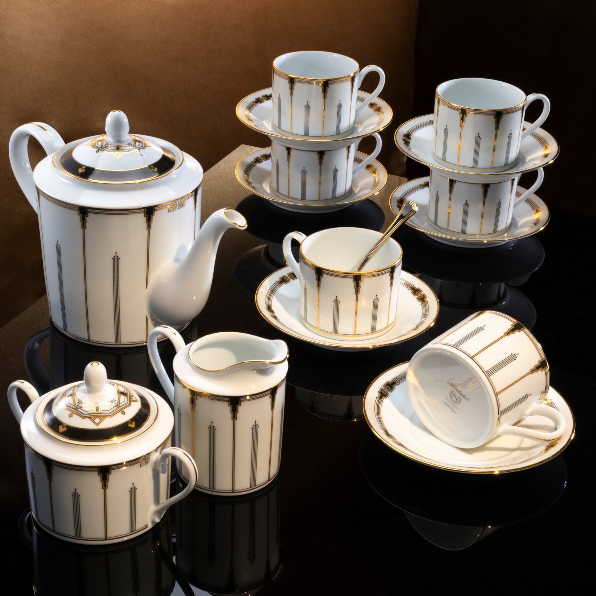 Tỷ lệ vàng trong thiết kế họa tiết gốm sứ Noritake