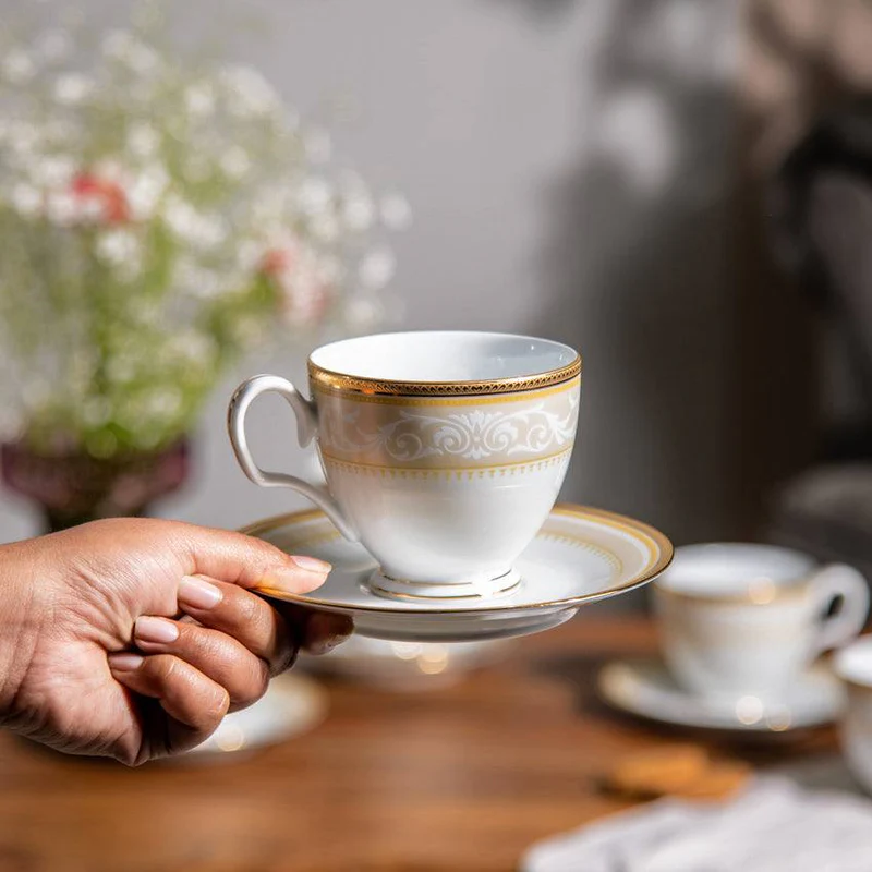 Ý nghĩa đường line vàng trong các sản phẩm gốm sứ cao cấp