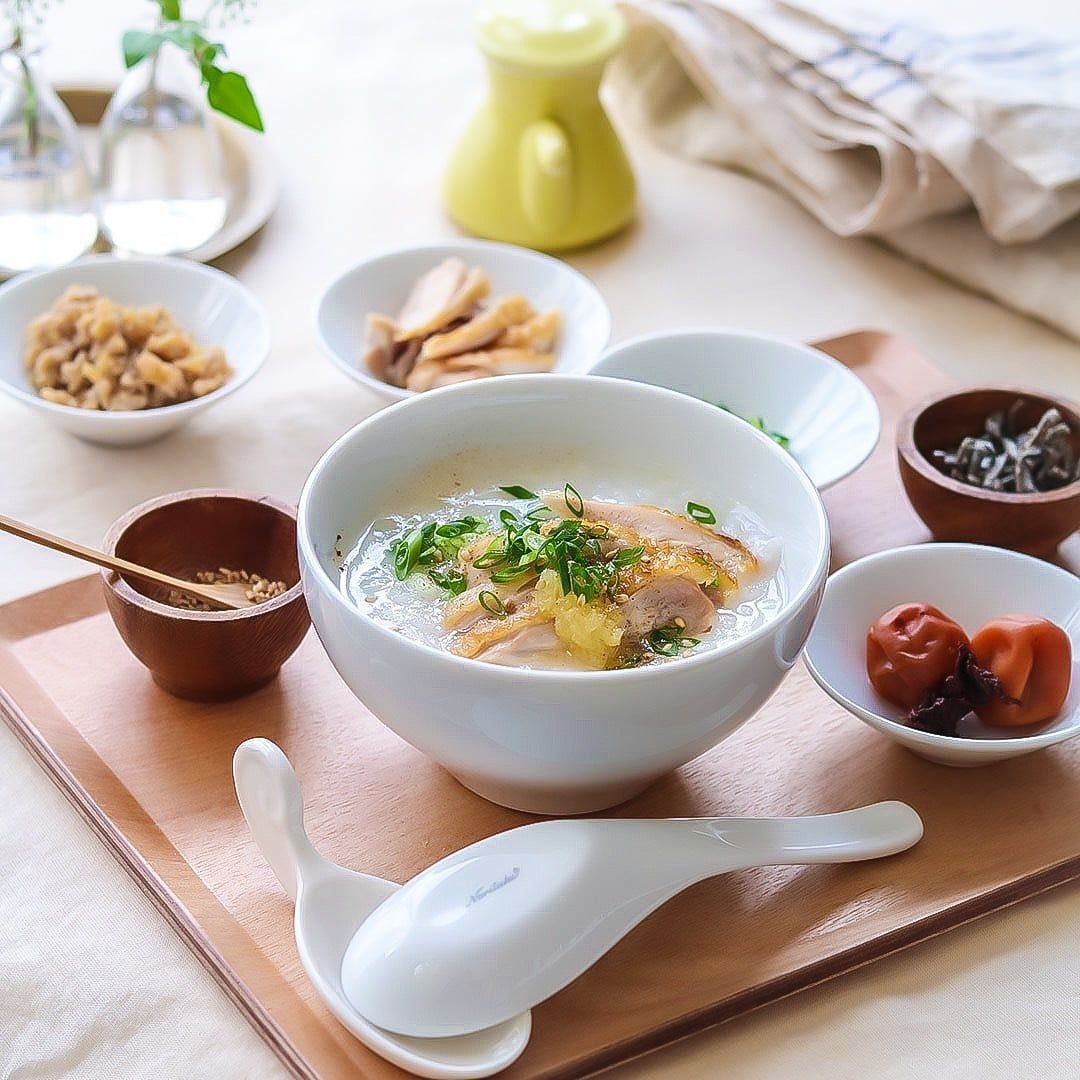 Hướng dẫn xử lý mùi thực phẩm bám vào bát đĩa gốm sứ hiệu quả tại nhà 2 Hướng dẫn xử lý mùi thực phẩm bám vào bát đĩa gốm sứ hiệu quả tại nhà