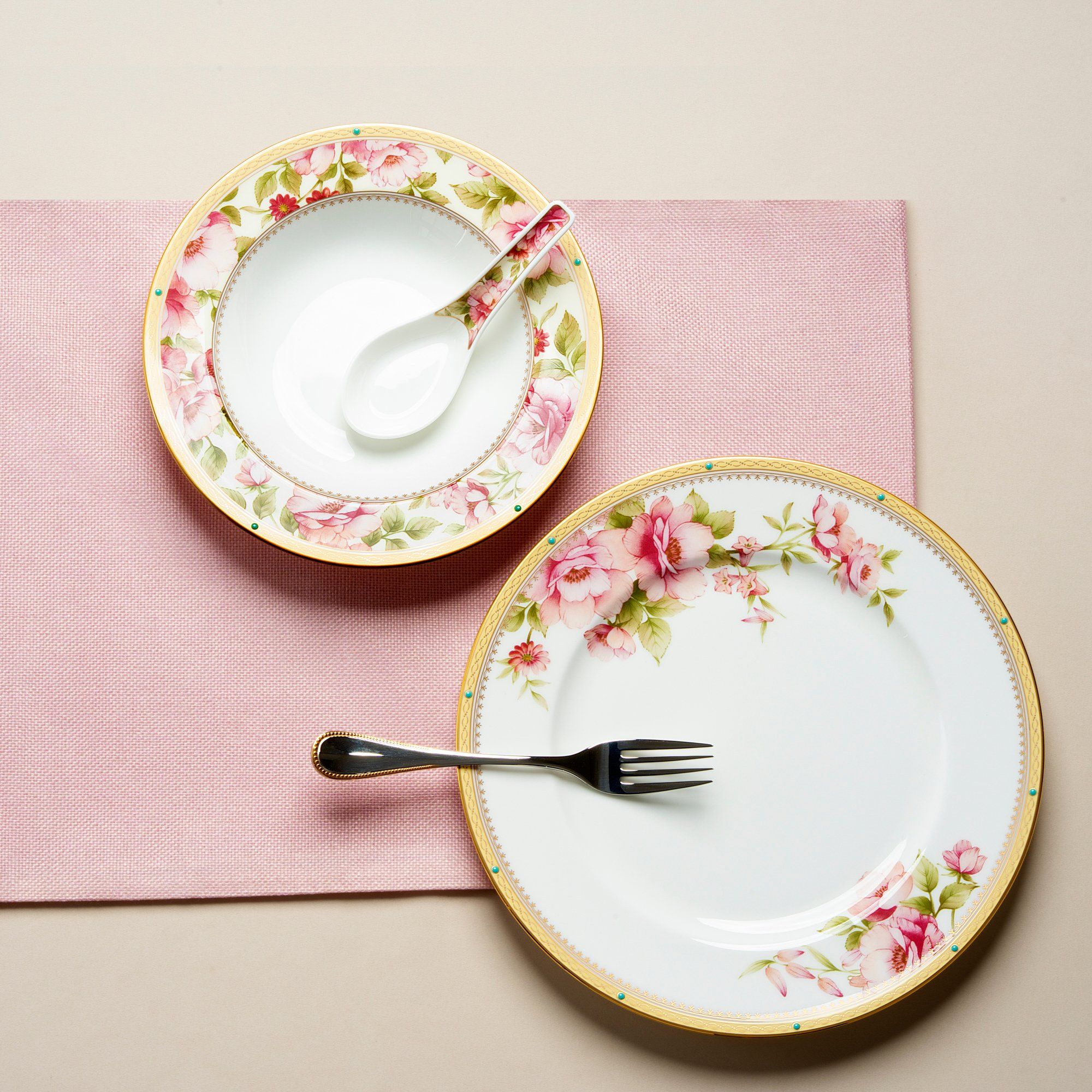 Men không chì – tiêu chuẩn quốc tế của Noritake 2 Men không chì – tiêu chuẩn quốc tế của Noritake