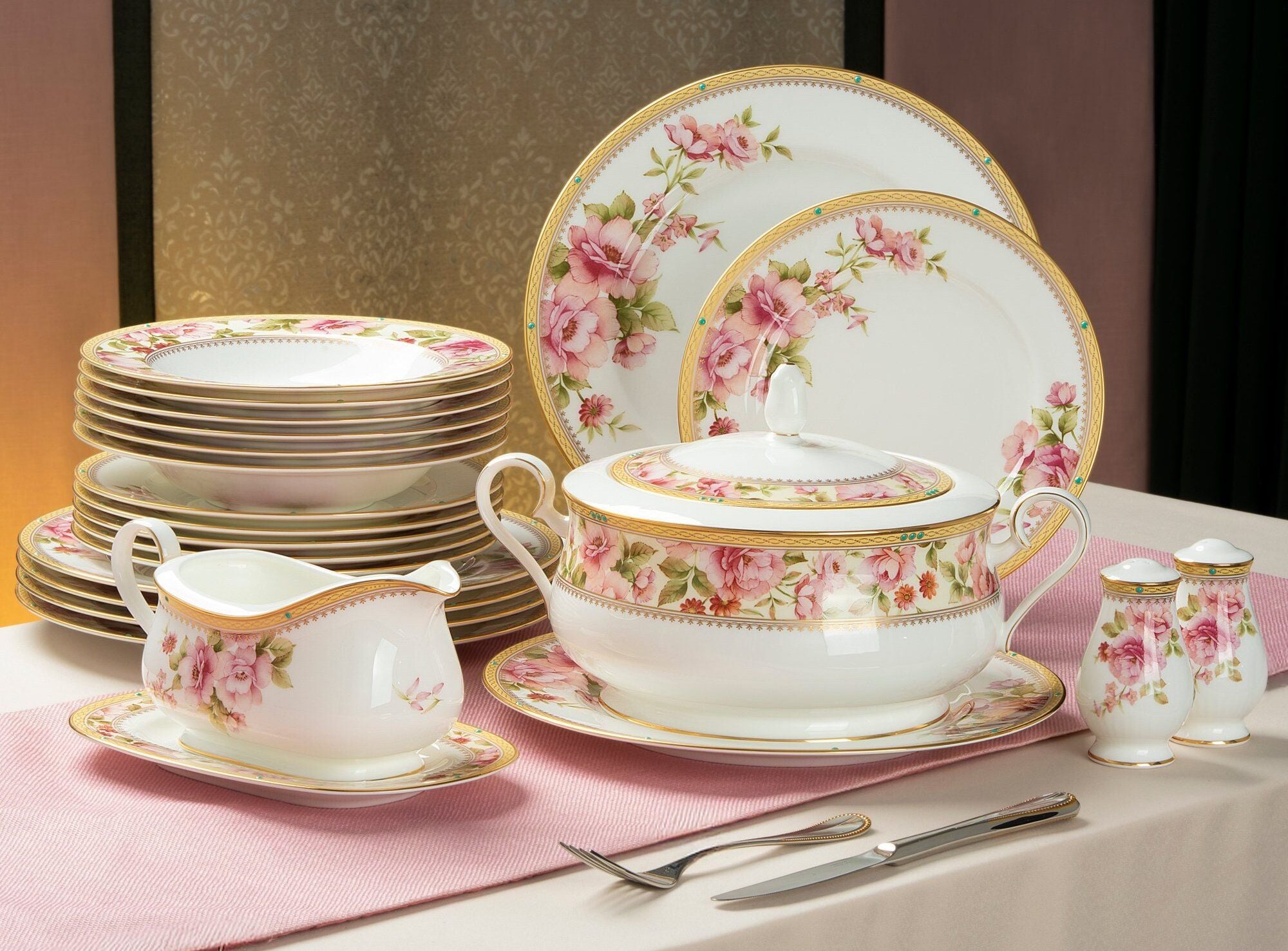 Vì sao gốm sứ cao cấp không cần phủ men quá dày?