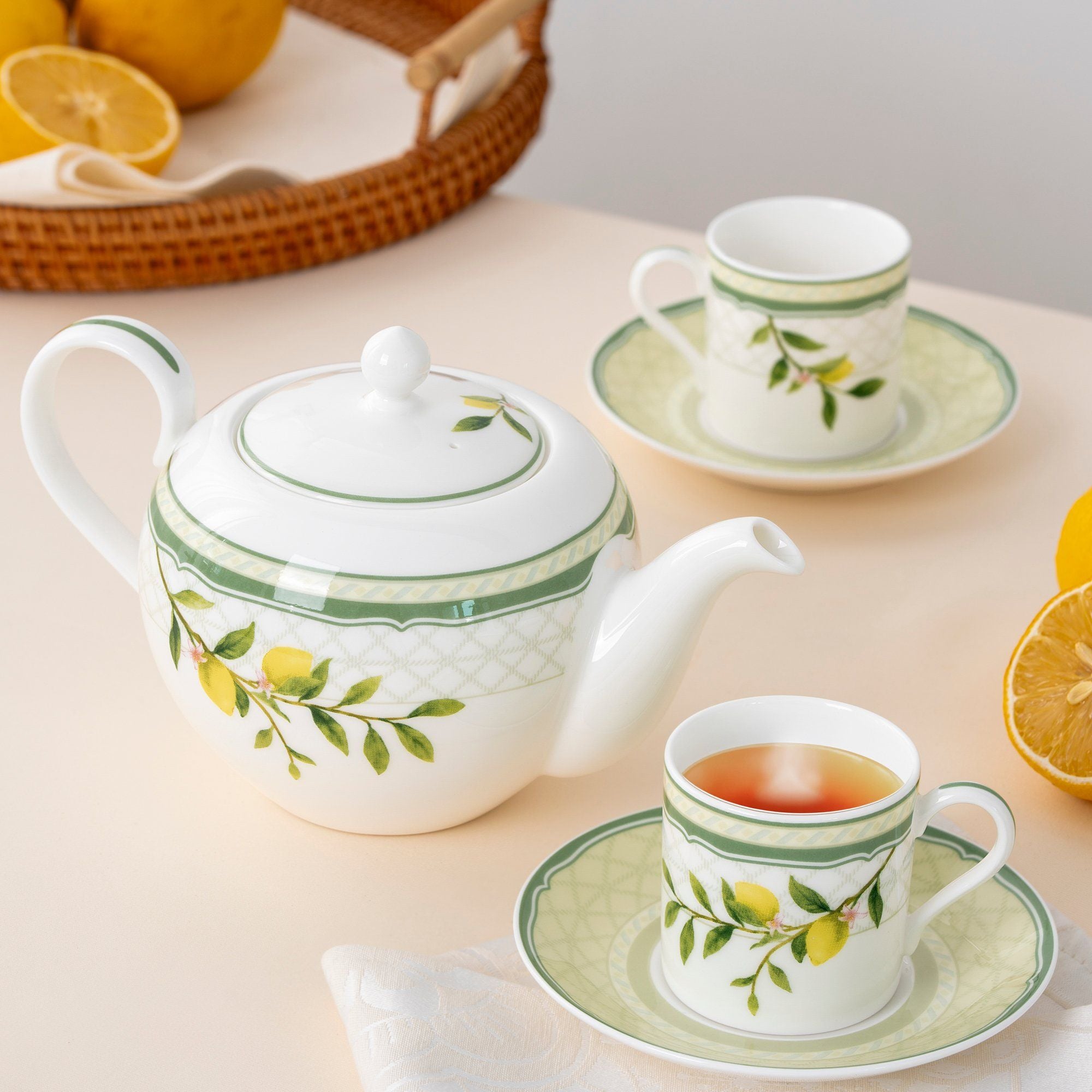 Vì sao gốm sứ cao cấp không cần phủ men quá dày? 3 Vì sao gốm sứ cao cấp không cần phủ men quá dày?