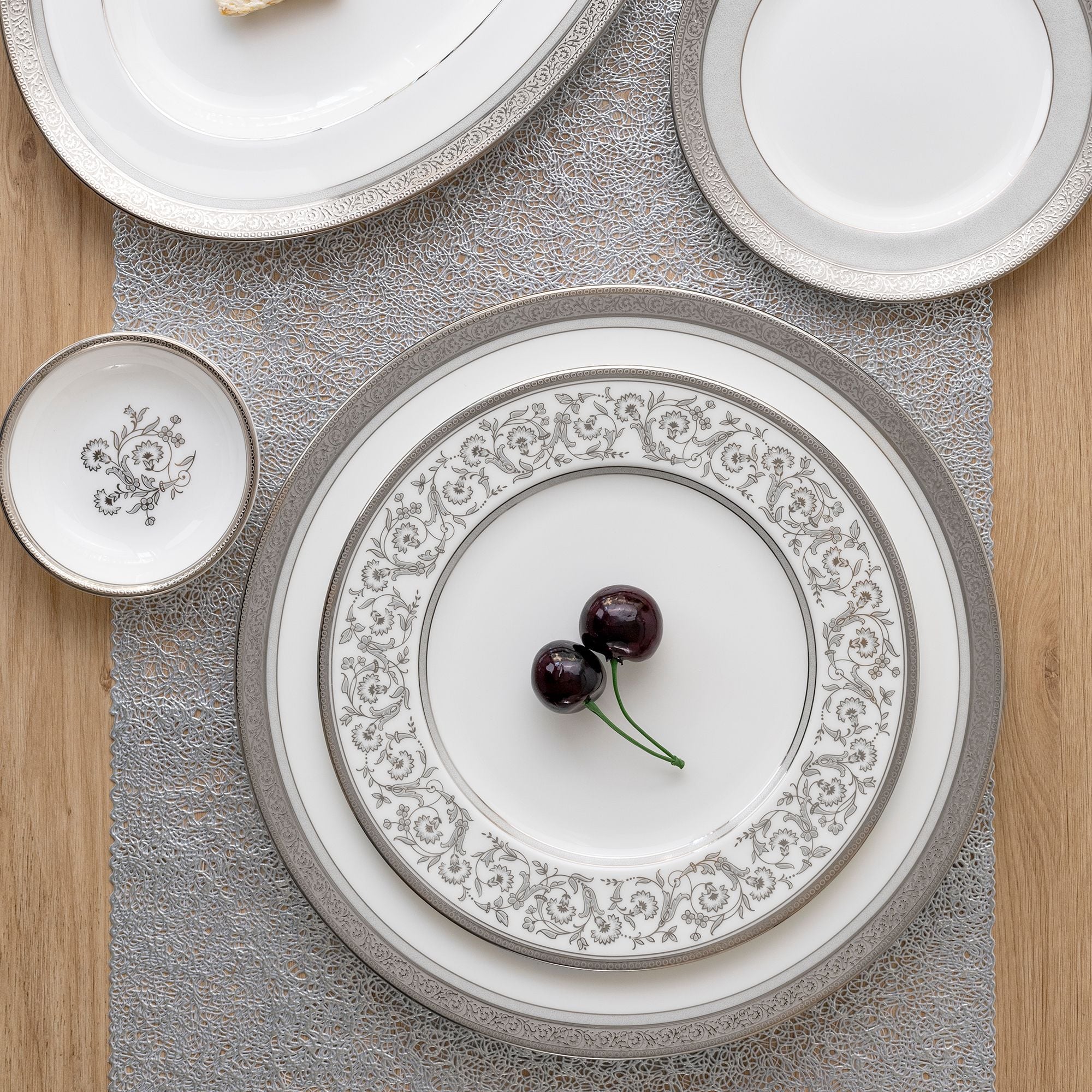 Cách sử dụng bát đĩa Noritake đúng chuẩn để bền lâu