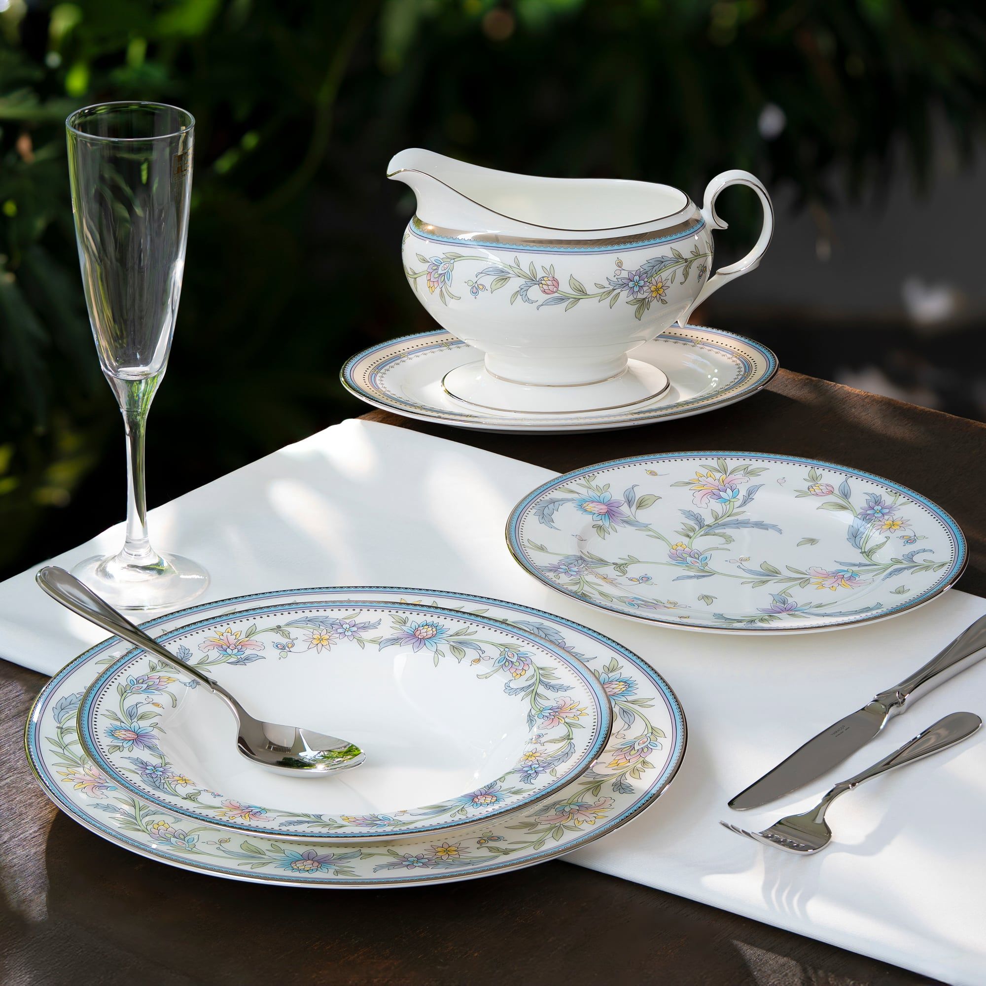 Gốm sứ Nhật Bản cao cấp – không chỉ là đồ dùng, mà là trải nghiệm sống