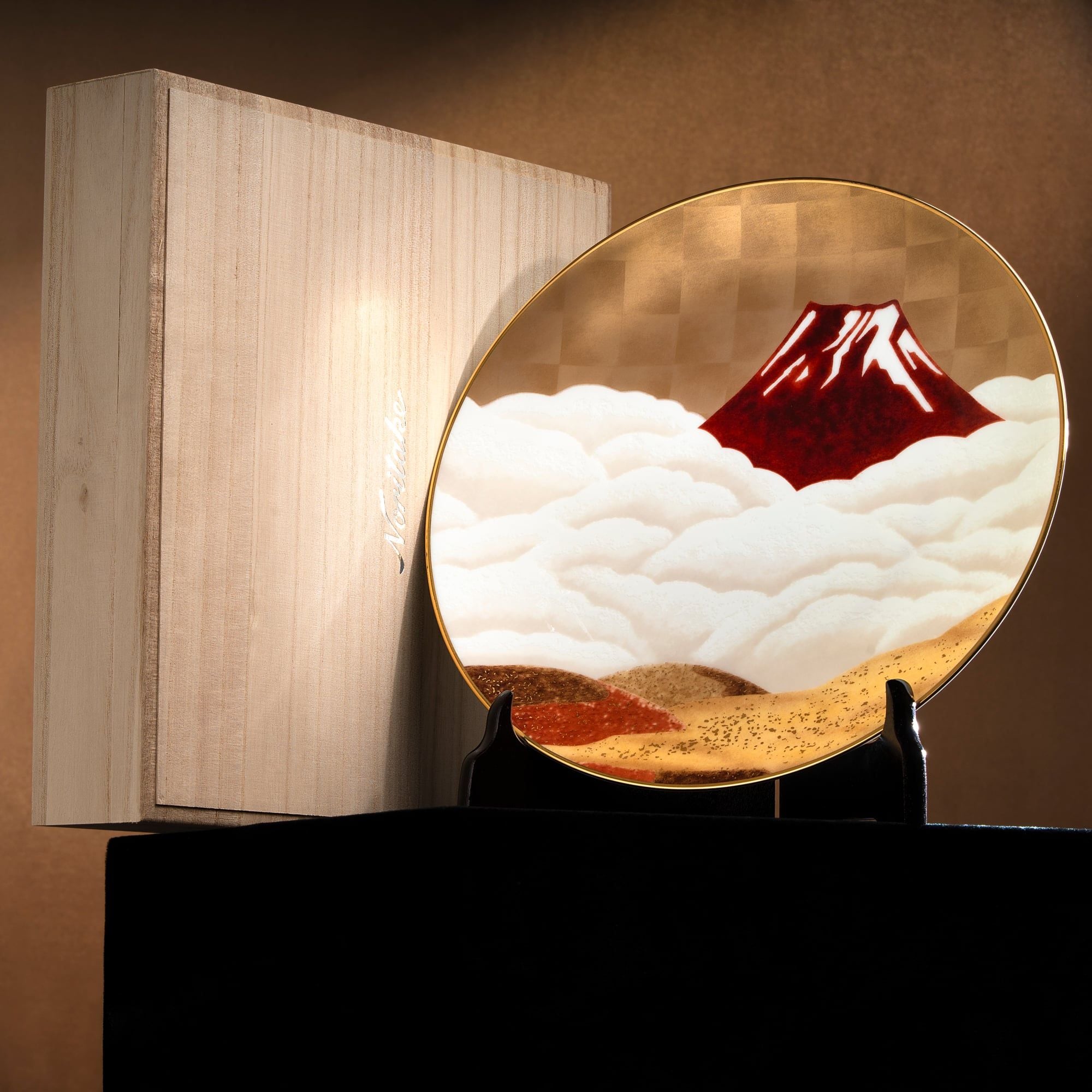 Những món đồ gốm sứ cao cấp nên có trong mỗi gia đình